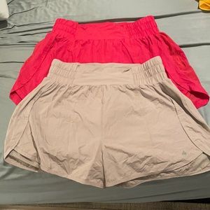 2 pairs balance athletica breeze short